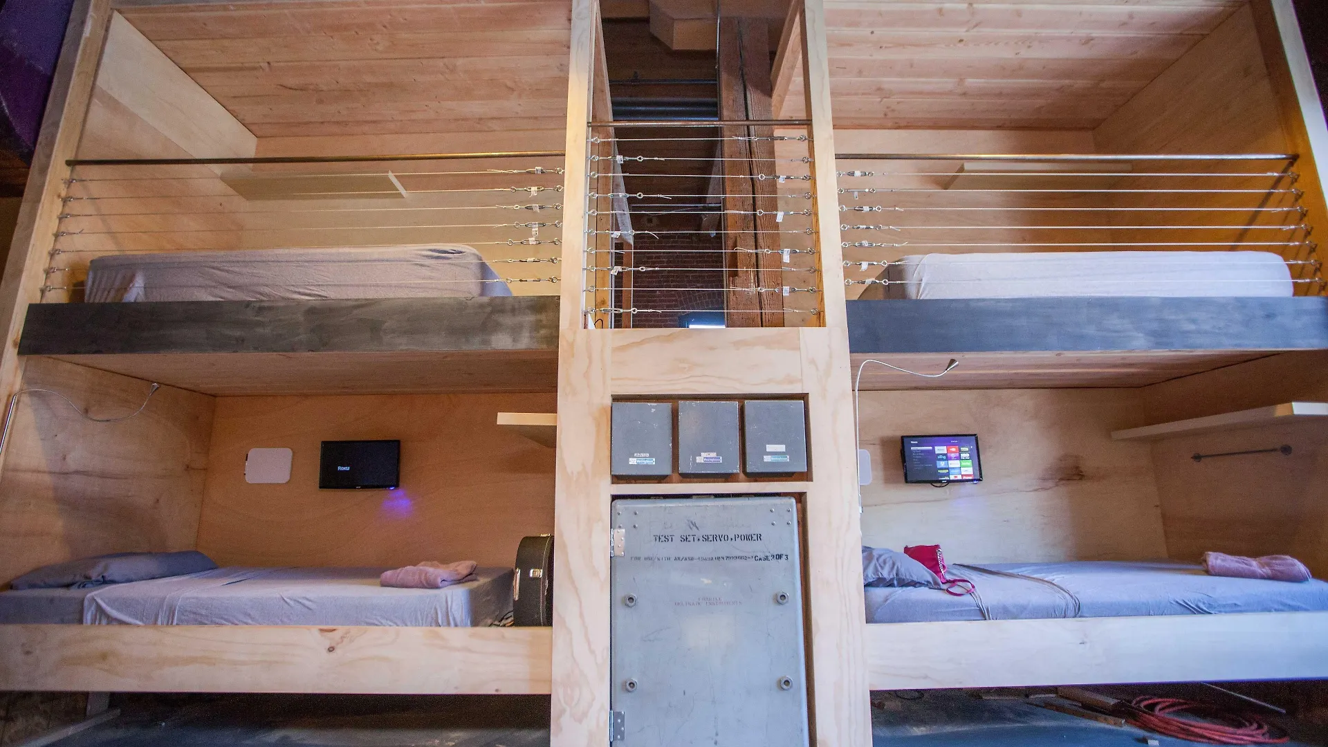 Where to Stay for Less: 4 Budget Hotels in Downtown LA