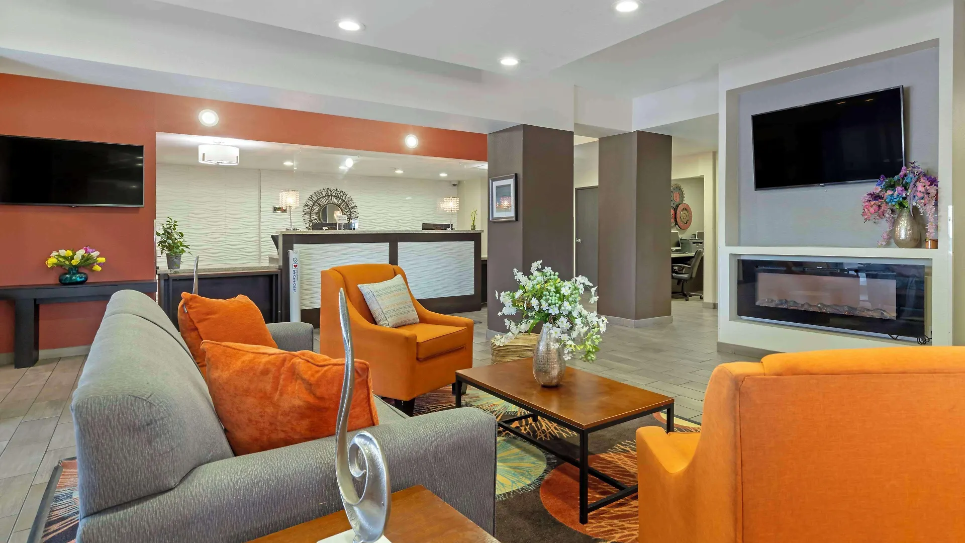 Where to Stay Near The DoSeum: 14 Best Business Hotels