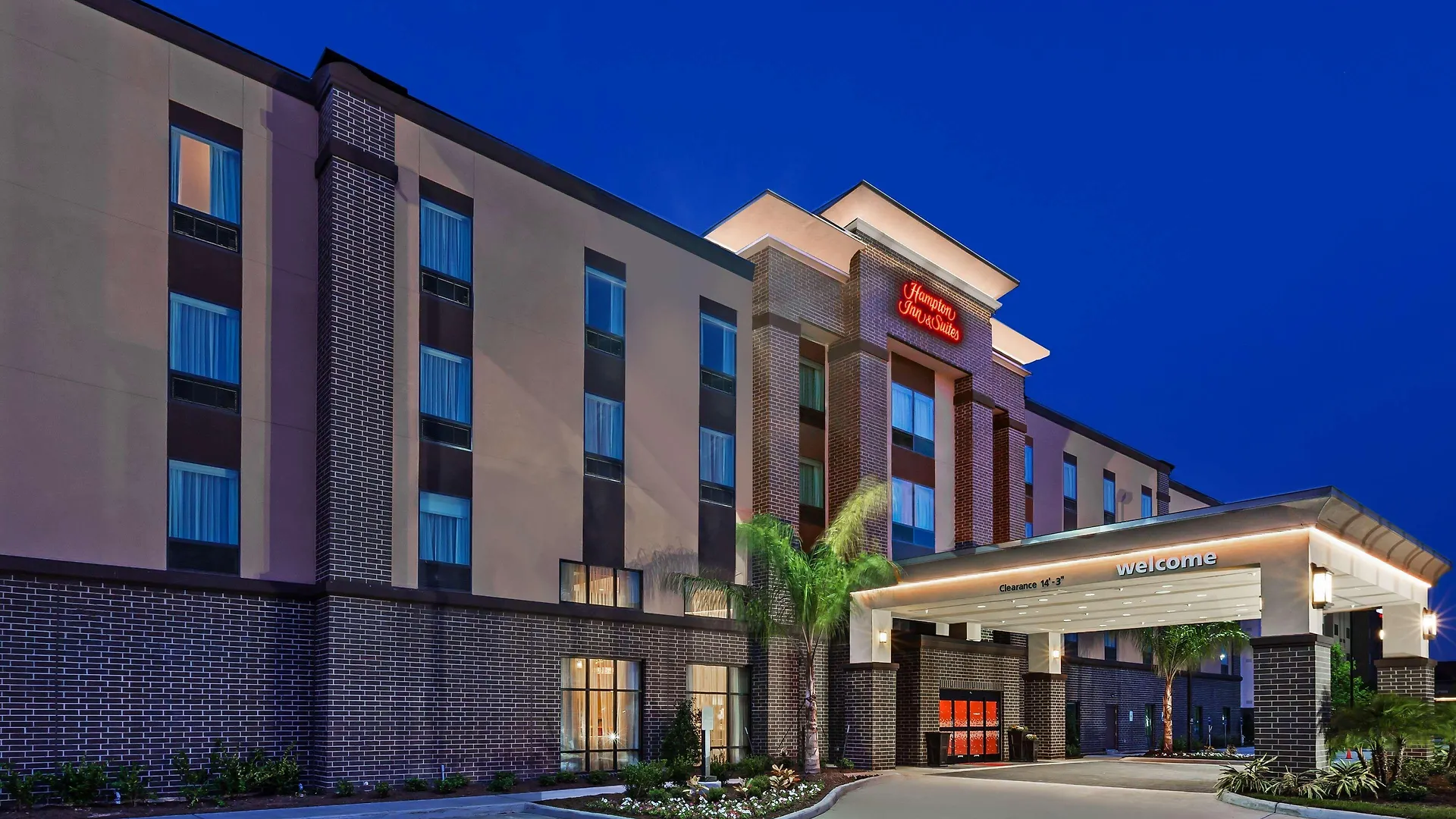 4 Exceptional Design Hotels in Northwest Houston That Stand Out