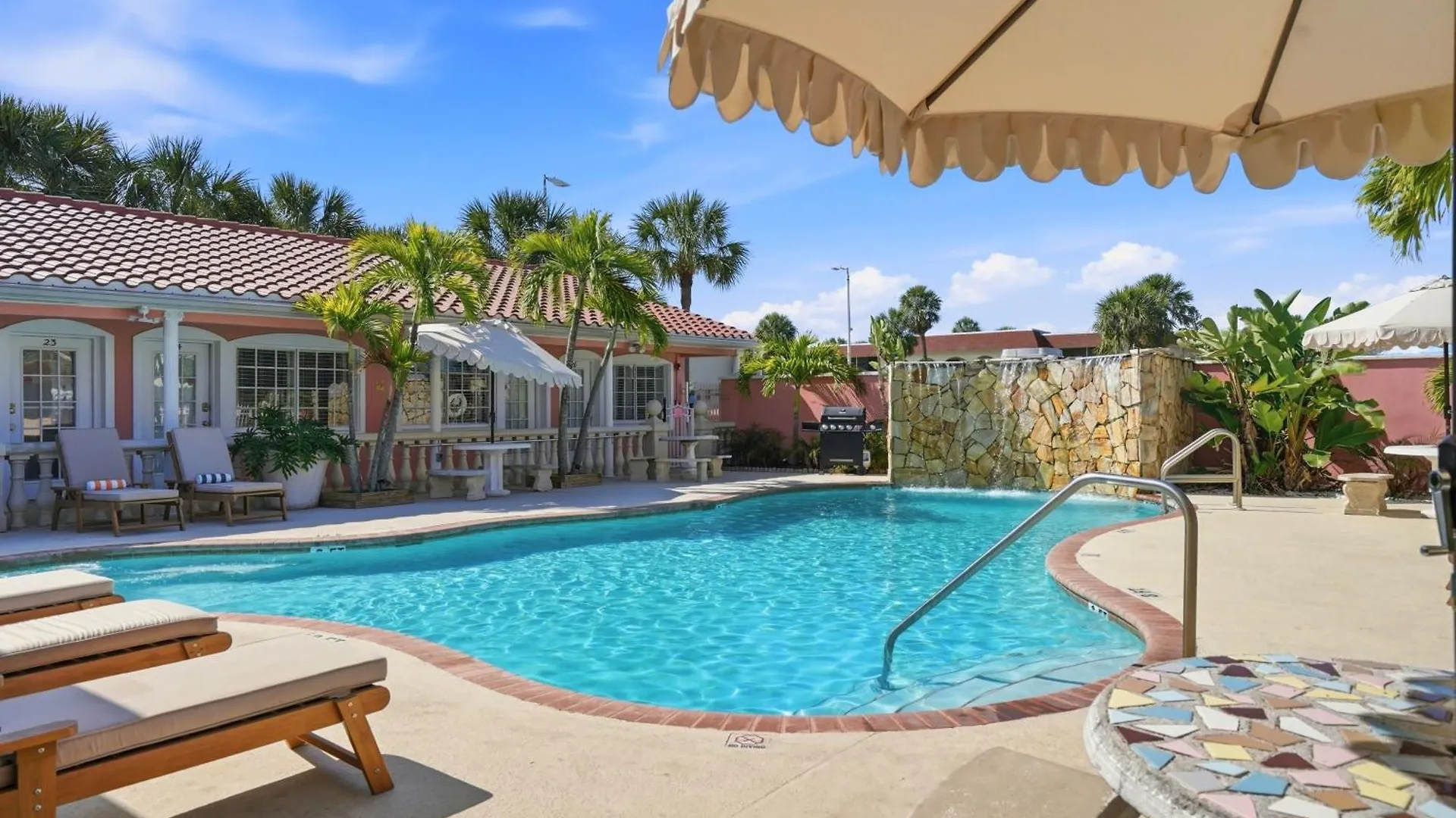 4 Family Hotels in St Pete Beach - Long Key That Deliver