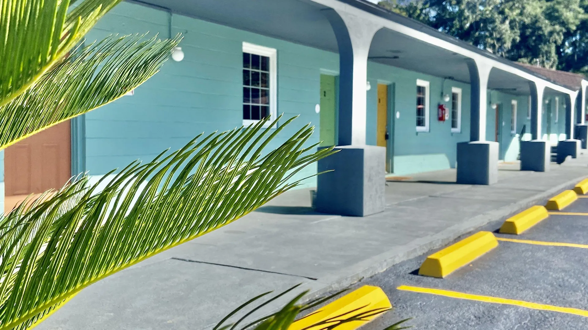 4 Solid 3-Star Hotels Close to Daffin Park, Savannah