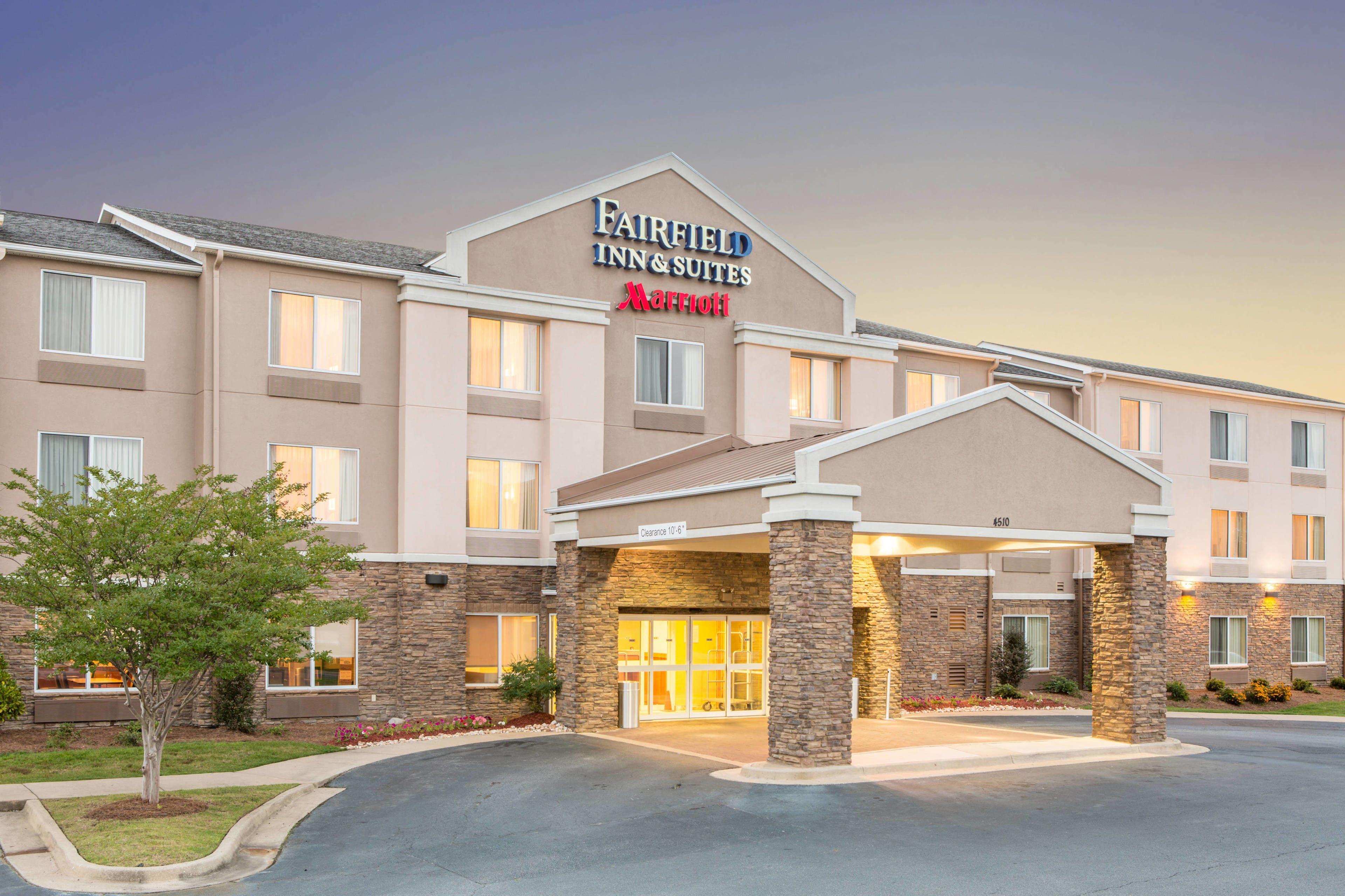 6 Cheap Hotels Close to Port Columbus Civil War Naval