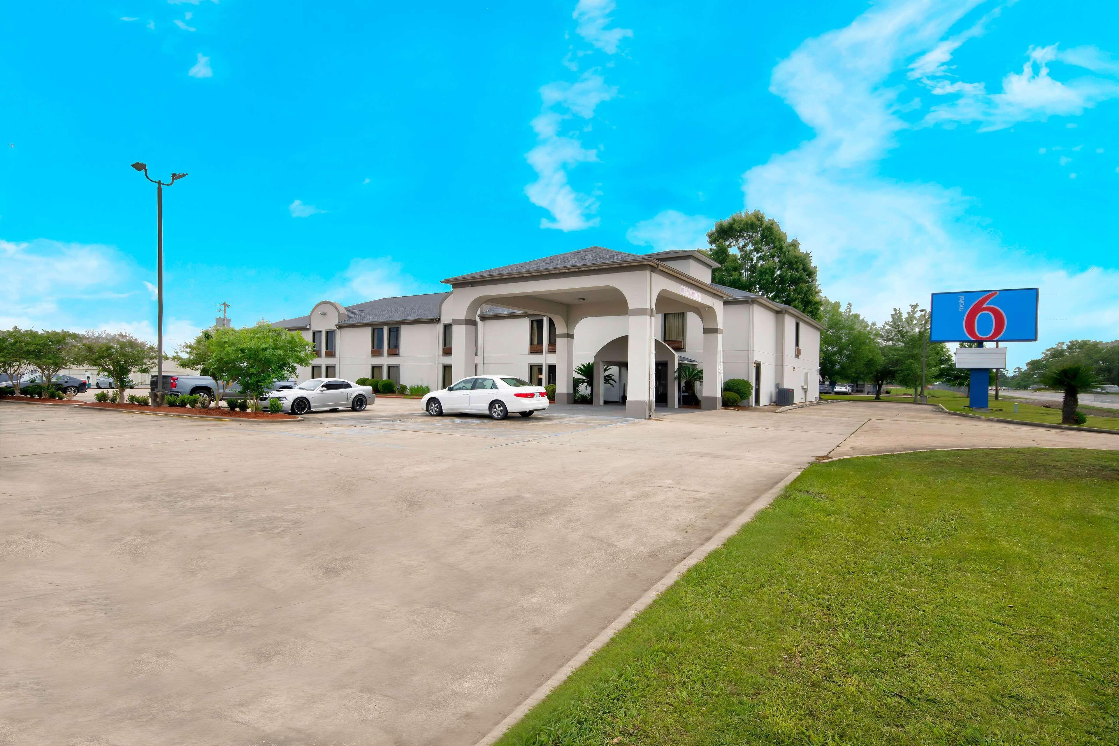 Staying In Louisiana: 4 Luxury Hotels Honestly Compared